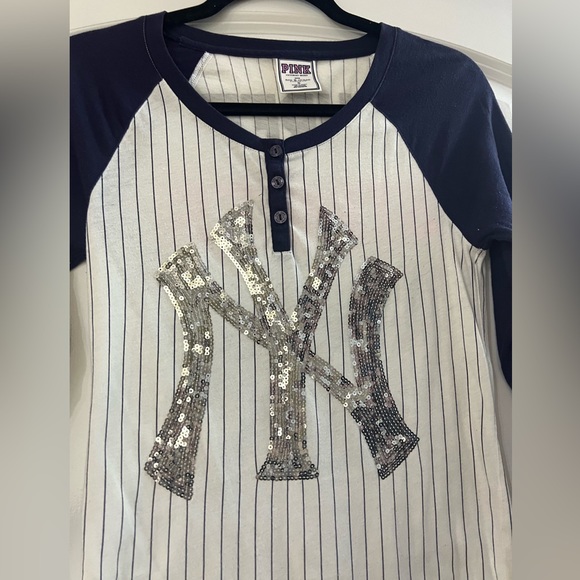 PINK New York Yankees Tops Size Small - Picture 2 of 6